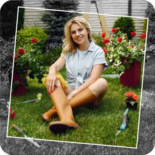 Corner Editor: https://www.tuxpi.com/photo-effects/corner-editor